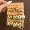 Klobige goldene Statement Ohrringe Set, uebergrosse geometrische C-Bogen Creolen fuer Damen. - Dicke Geometrische Set