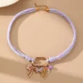 Lila geflochtene Seil-Choker-Halskette mit süßen Anhängern, modischer Sommerschmuck für Damen. - Lila Geflochtenes Seil Anhänger Stil (NZ3664ziseHB) / Lila