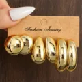 Goldene Statement Ohrringe Set mit runden, tropfenförmigen und dicken Creolen für Damen. - Dicke Geometrische (Modell C)