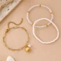 Böhmisches Strand Armband Set mit Muschel Anhänger, Kristallperlen und weißen Perlen. - Armband Set / Muschel und Perle