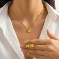 Goldenes Schmetterling Halsketten und Ohrringe Set, edler Edelstahl Schmuck fur Damen. - Schmetterling-Stil (SZS0025taozhuang) / Gold