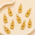Gouden vintage gegraveerde hangers met rode edelsteen, perfect voor DIY sieraden maken. - Rode Strass Tag (Stijl E)