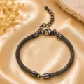 Elegante bracciale a maglia nera con chiusura a moschettone e catenella per gioielli fai da te. - Braccialetto Stile Metà / 16cm Più 5cm Catena di estensione / Design Metà Nero Canna di Fucile