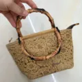 Retro in reliëf echt leer vrouwen handtas met unieke bamboe handvat stijlvolle vintage kleine tas - Tan