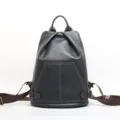 Zaino classico in vera pelle da donna, elegante e versatile borsa da viaggio nera. - Verde Militare