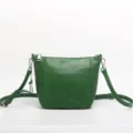 Borsa a tracolla classica in pelle verde da donna, design minimalista elegante per ogni giorno. - Verde
