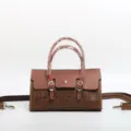 Borsa a mano in pelle goffrata rétro marrone con manici e tracolla per le donne. - Marrone chiaro 2