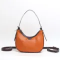 Borsa a spalla in pelle arancione con finiture marroni a contrasto, elegante borsa casual. - Marrone
