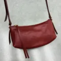 Borsa a spalla in pelle bordeaux, elegante borsa da donna, pratica e comoda borsa a tracolla. - Borgogna