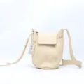 Borsa a secchiello in pelle beige da donna, elegante borsa a tracolla per gli spostamenti. - Bianco avorio