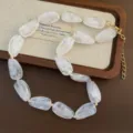 Elegante unregelmäßige transluzente Perlenkette leichte Luxus Schlüsselbeinkette Schmuck - Transparent Weiß