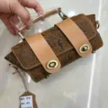 Borsa a mano vintage in vera pelle goffrata, borsa a tracolla in pelle di mucca marrone - Marrone