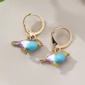 Jolies boucles d'oreilles créoles oiseau émaillé coloré, bijoux mode en métal goutte. - Style Oiseau