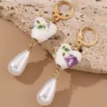 Vintage ceramic heart and faux pearl drop earrings with gold-tone leverback for elegant women - Purple Floral-Heart Pendant (EZ5256zise)