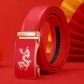 Cintura uomo rossa con fibbia automatica motivo drago regalo di nozze festivo elegante - Drago Rosso Oro