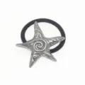Coletero de estrella de mar de acero inoxidable con goma negra, accesorio de pelo elegante. - Color acero