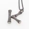 Collier pendentif lettre K en acier inoxydable style hip-hop texture bois vintage bijoux homme. - Lettre K