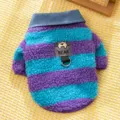 Gezellige huisdier fleece trui met blauw paarse strepen denim kraag en schattige berenzak. - Blauw Paars Gestrept