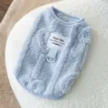 Blauwe huisdier fleece vest, warme winter hondenkleding met D-ring, comfortabele keuze voor honden. - S / Blauwe fleece kleding (met riembevestiging)