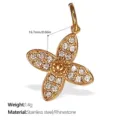 Colgante de flor en acero inoxidable chapado en oro de 18K con strass y medidas detalladas - Estilo Mariposa Strass Blanco (PJ502WEG)