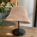 Beige handgeweven strooien vissershoed voor dames, ideaal voor zonbescherming en strandvakantie - Eenvoudige Vissershoed Stijl / Roze