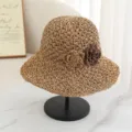 Handgeweven strooien strandhoed voor dames met elegante gehaakte bloemdetails in bruin - Rijst en Koffie Bloem Stijl / Khaki
