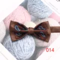 Farfallino doppio da uomo marrone con fantasia cachemire per abito da sposo - Colore 014
