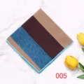 Klassische Nahaufnahme eines mehrfarbig gestreiften Einstecktuchs für Business-Anzüge. - Farbe 005