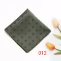 Pochette da uomo verde scuro con motivi geometrici dettaglio accessorio elegante - N. 012 - Jacquard Verde Scuro