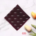 Vintage heren pak pochet met elegant vispatroon voor zakelijke en formele evenementen. - 020