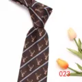 Cravatta da uomo retrò con motivo di cervo e righe diagonali, poliestere largo 8 cm. - Colore 023