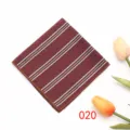 Pañuelo de bolsillo a rayas burdeos para hombre, detalle de traje estilo vintage. - Color 020