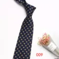 Cravatta vintage blu da uomo con grazioso motivo ad ape, elegante accessorio per abito. - Colore 009
