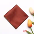 Pochette de costume homme marron motif chevron mouchoir accessoire variante. - Style de conception d'armure