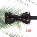 Pajarita negra clásica para hombre con elegante patrón geométrico de diamantes para bodas. - Estilo 015