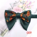 Farfalla doppia corna floreale retro per uomo, elegante cravatta da matrimonio verde. - Colore 009