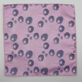 Pañuelo de bolsillo rosa de seda con patrón azul, elegante accesorio masculino boda. - Rosa