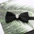Farfallina uomo nera cristallo con centro strass, accessorio formale matrimonio elegante. - 011 Stile Bordo Strass Ovale