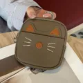 Braune Katzen-Münzbörse aus Leder mit Schlüsselanhänger, kleine Mini-Reißverschlusstasche. - Khaki