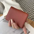 Braune Geldbörse aus echtem Leder für Damen dreifach faltbar Mini Münzfach Kartenetui Etui - Braun