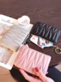 Damen kleine Mini Leder Geldbörse kurze Münztasche Reißverschluss Kartenhalter minimalistisch - Rosa