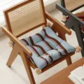 Retro striped chair cushion with cute pom poms, thickened comfortable seat pad for home use. - 40x40 cm Seat Cushion / Seat Cushion Line Dance Blue - Brown Pompom