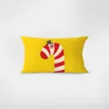 Vue détaillée du coussin rectangulaire jaune doté d'un joli motif de canne à sucre. - Joyeux Noël-13