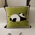 Niedliches Cartoon Panda Kissen weicher Sofakissenbezug mit Füllung für Wohnzimmer Heimkino - Grünes Gras Panda