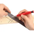 Professioneller roter Tieflochmarker für Holzbearbeitung und präzise Markierungsaufgaben - 1 Bleistift + 6 rote Minen / Rot