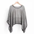 Ethno-Stil grauer Satin-Poncho Schal 110x110cm für Sonnenschutz und modische Outfits - 110*110CM / Grau Schwarz Weiß Textur