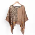 Eleganter Satin-Quadrat-Schal Poncho mit Paisley- und Hahnentrittmuster in Braun - 110*110CM / Braun Hahnentritt