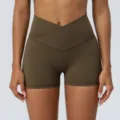 Pantalones cortos de yoga de fitness cruzados de cintura alta en verde oliva oscuro, elásticos. - S / Verde Militar