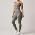 Conjunto de yoga deportivo gris variante, traje de dos piezas con legging de cintura alta. - S / Parte Superior e Inferior / Gris Carbón