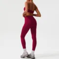 Conjunto de yoga burdeos de cintura alta, leggings deportivos ajustados y sujetador fitness. - XL / Parte Superior e Inferior / Rojo